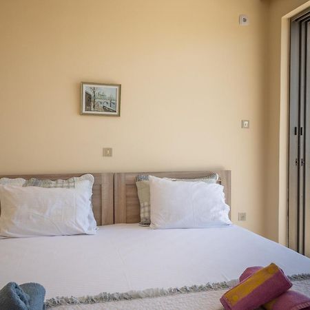Unbeatable View, Family Apartment Rafína Exterior foto